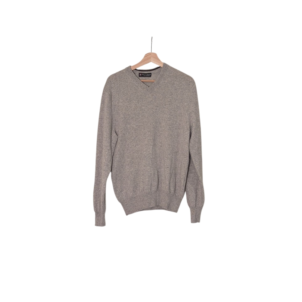 Daniel Bishop Super soft Classic V-Neck Cashmere Sweater for Men, M